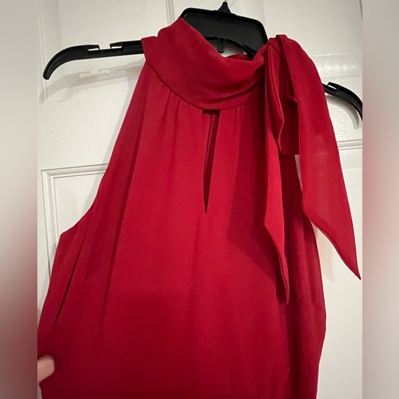 BNWT RED SLEEVELESS DRESS - Picture 2 of 6